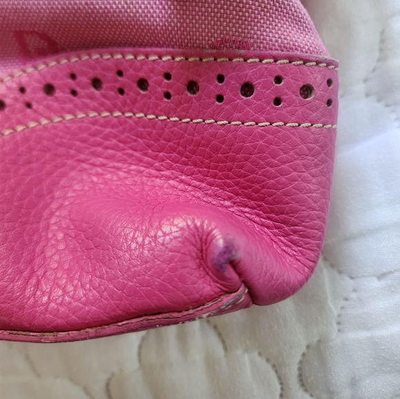 Pink Dooney and Bourke Purse - Picture 6 of 13